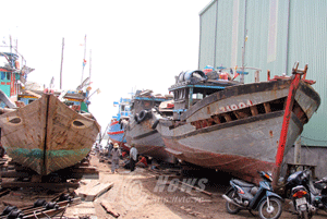 Đà Nẵng: Hàng loạt tàu 'dưỡng thương' chờ vươn biển