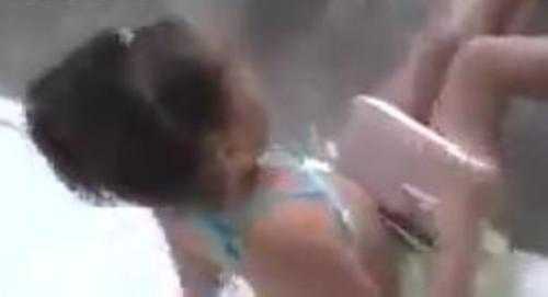 Hết cười lại khóc với món quà sinh nhật