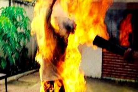 Cháy bếp, cả 3 người trong gia đình thương vong