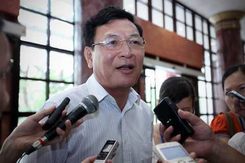 Tiến sĩ bị thu hồi bằng khởi kiện Bộ trưởng Luận