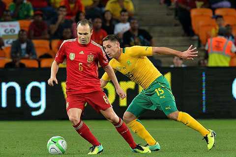 Tây Ban Nha thua đau trong ngày 'ôn lại kỷ niệm'