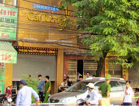 Bác sỹ ném xác: Gia đình chị Huyền lại tin 'nhà ngoại cảm'