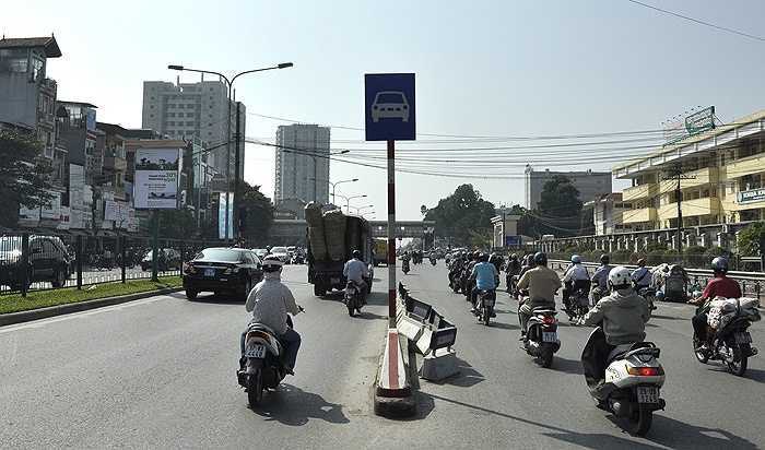 Dải phân cách cứng: Nguy hiểm chết người!