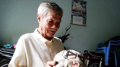 Nỗi lòng danh thủ từng vô địch bóng đá SEA Games