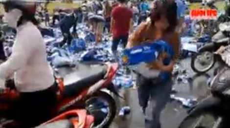 Hôi của trong tai nạn: Không thể chấp nhận ở xã hội văn minh