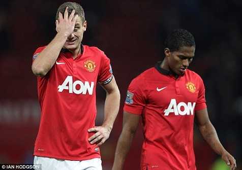 Man Utd thua sốc, Moyes muối mặt trước đội bóng cũ