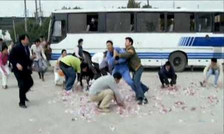 'Hôi của' là ăn cướp trắng trợn