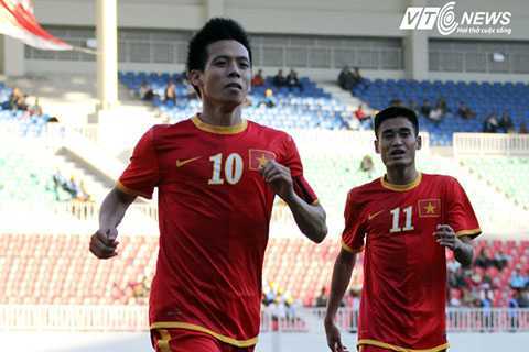 U23 Việt Nam xuất hiện trong nhạc chế 'Bán kết xa dần'