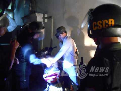 Truy đuổi kinh hoàng ba quái xế 'trêu ngươi' CSCĐ