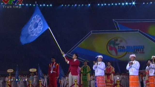 Clip: Lễ trao cờ đăng cai SEA Games 28 cho Singapore