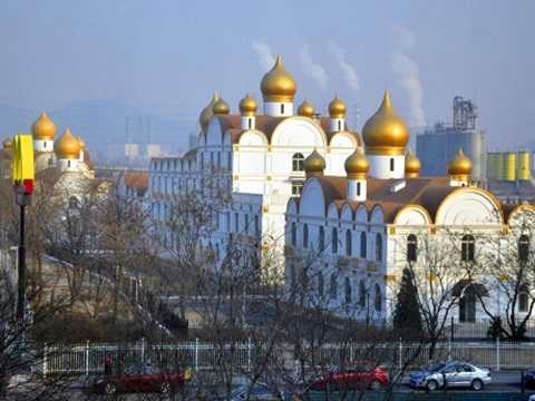 Thế giới 24: Trung Quốc xây trụ sở giống hệt điện Kremlin