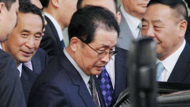 Tiết lộ gây sốc vụ xử tử chú Kim Jong-un