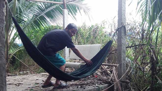 Xác chết bí ẩn trên võng quán cà phê chòi lá