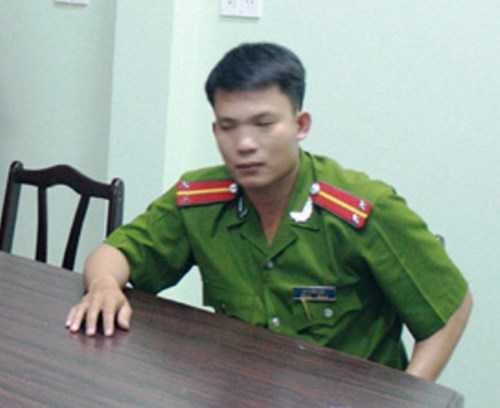 Phóng viên giúp công an giả trấn lột công an thật?