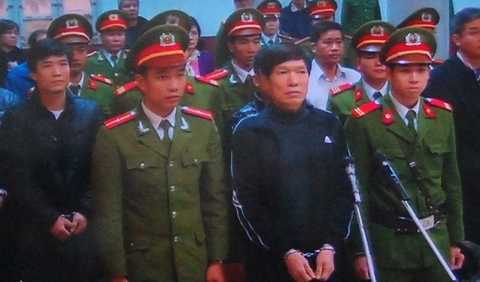 Đề nghị khởi tố người 'mật báo' cho Dương Chí Dũng bỏ trốn