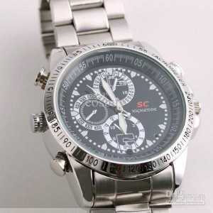 Máy quay lén tràn vào nhà nghỉ, khách sạn