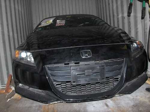 Xế sang bạc tỷ đội lốt hàng kim loại vào VN