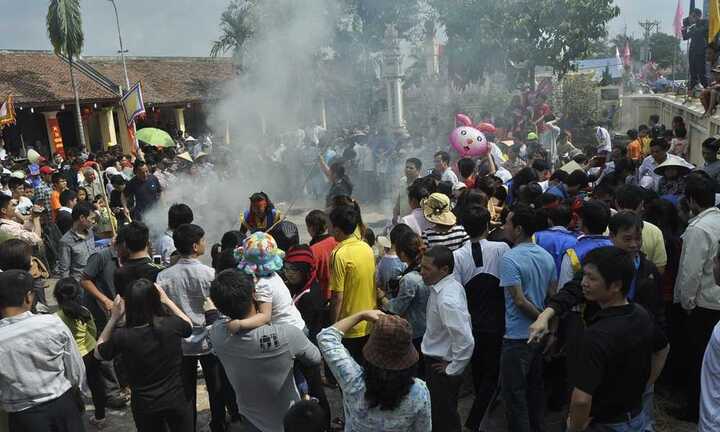 Đặc sắc hội thi kéo lửa thổi cơm ở Hà Nội