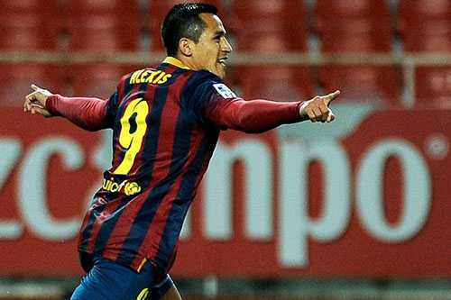 Barca ngược dòng nhờ bàn thắng ở thế việt vị