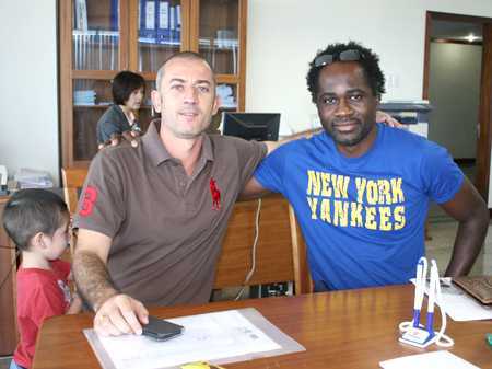 Tất tật về người thế chỗ thầy Giôm ở HAGL Arsenal JMG