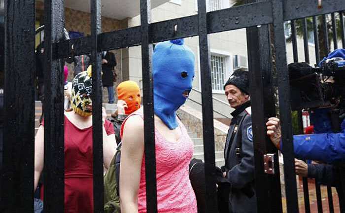 Bắt người ủng hộ đồng tính, Nga siết chặt an ninh Olympic Sochi