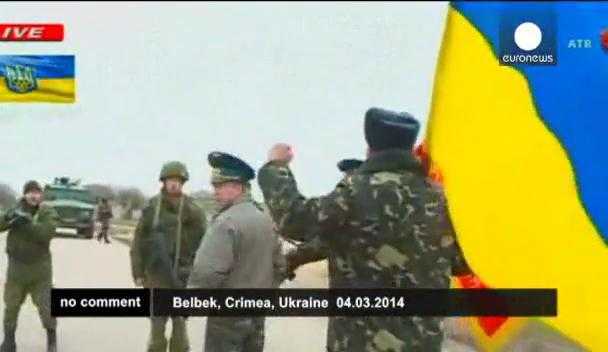 Video: Cuộc đối đầu nghẹt thở ở Crưm