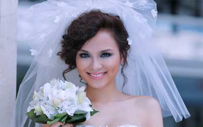 Có chồng vẫn đi thi hoa hậu, Diễm Hương bị cấm diễn