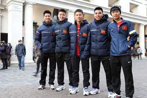 Đại thắng U19 Arsenal 1 ngày, U19 Việt Nam 'nhổ trại'