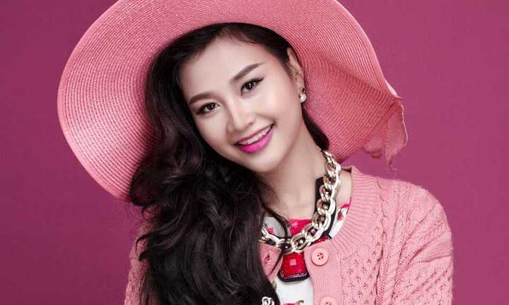 Trò cưng Mr Đàm tung album nhân ngày 8/3