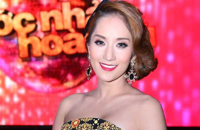 Khánh Thi kiêu sa khoe lưng trần