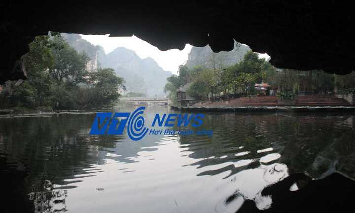 Pháp sư bí ẩn lập đàn tế giải oan ở 'trận đồ' Tràng An