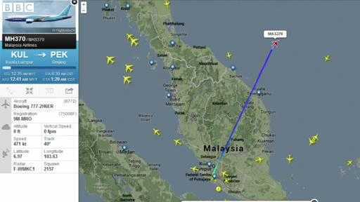 Clip: Khoảnh khắc máy bay Malaysia biến mất