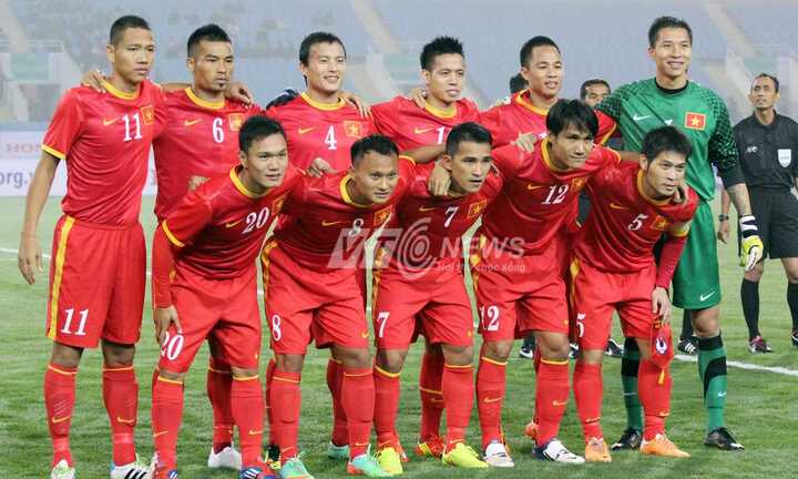 ĐT Việt Nam trở lại số 1 Đông Nam Á