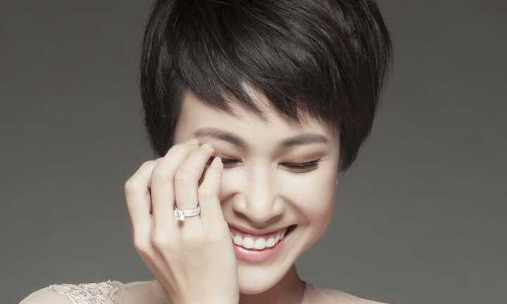Uyên Linh trở về 'tổ ấm' Vietnam Idol