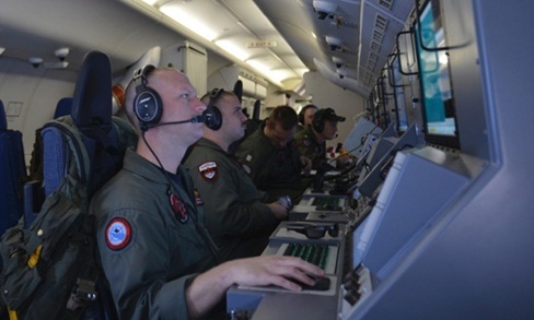MH370 đã hạ độ cao để tránh radar