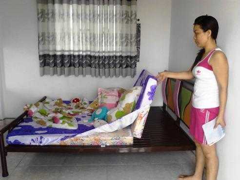 Đột nhập nhà dân cuỗm xe, tên trộm cuỗm luôn đôi dép