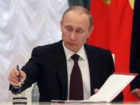 Tổng thống Nga Putin khiến cả châu Âu sững sờ