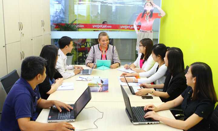 VietJet lọt Top 50 DN hấp dẫn người lao động