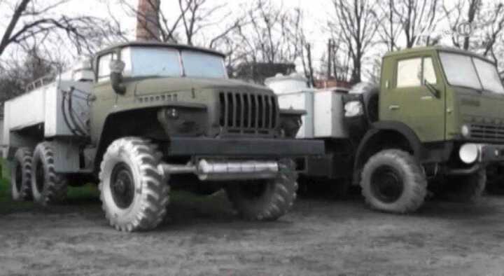 Clip: Nga trao trả Ukraine vũ khí ở Crưm