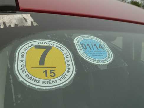 Ôtô tại VN sẽ phải ‘khai’ lượng xăng tiêu thụ