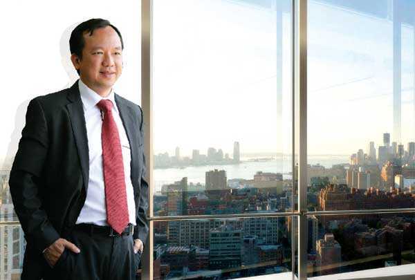 Cha đẻ X-men kể chuyện 'bán con'