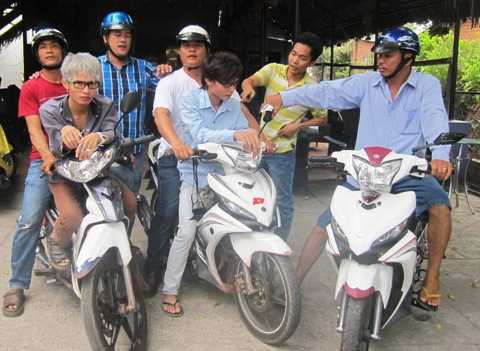 'Hiệp sĩ' Bình Dương tóm gọn cặp cướp sinh đôi