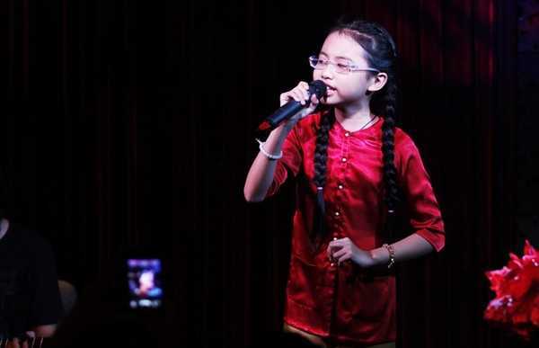 Phương Mỹ Chi bỏ xa các đối thủ