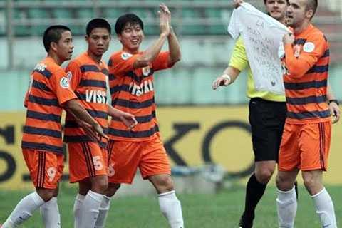 Cầu thủ V.Ninh Bình bán độ có thể bị tù 10 năm