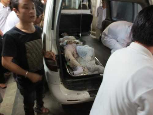 Nổ thùng nấu thép, hàng chục công nhân đi cấp cứu