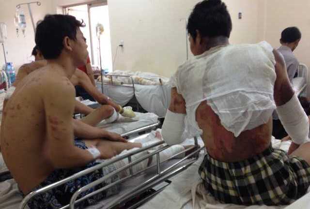 Nổ lò nung thép: Nhiều công nhân không mang bảo hộ lao động