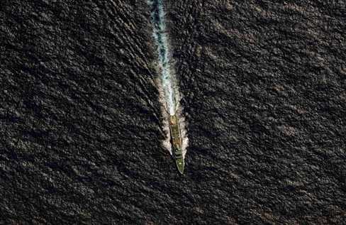 Tàu ngầm xuống đáy Ấn Độ Dương dò tìm MH370