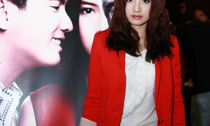 Lan Phương kém thon thả