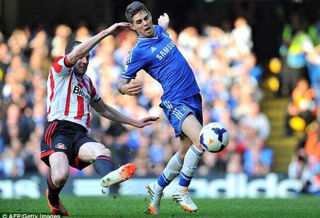 Chelsea thua đau sau tiếng còi oan nghiệt