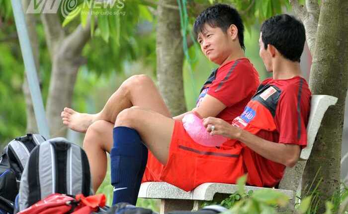 Văn Quyến 'về vườn' với hai bàn tay trắng